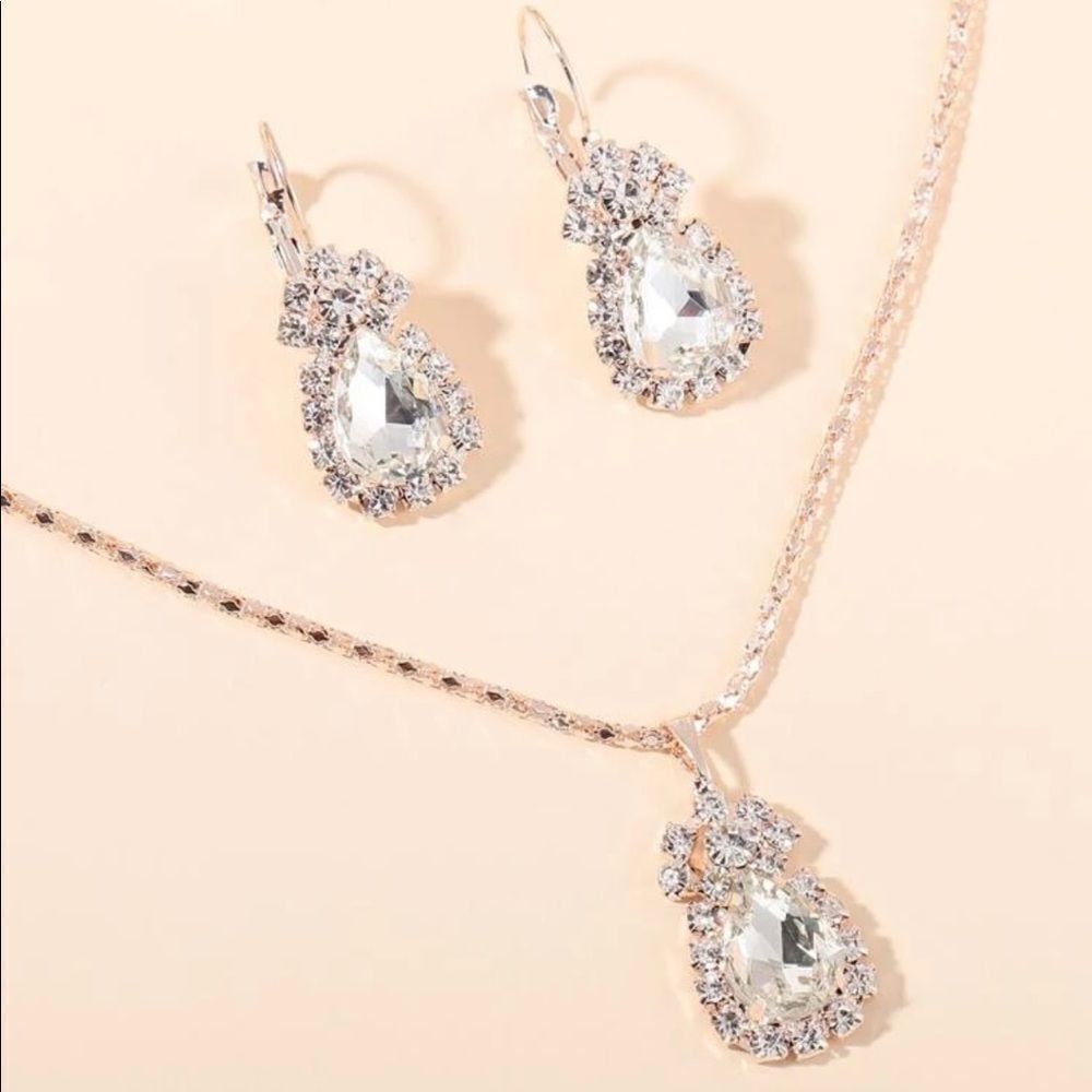 3 Piece Necklace Set